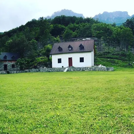Freskia Guest house Theth