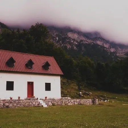 Guest house Freskia Theth