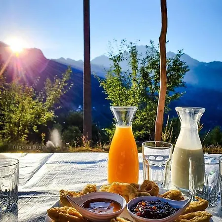 Freskia Guest house