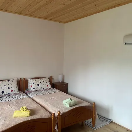 Guest house Freskia